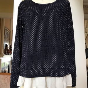 Comme Toi Navy top w/ polka dots & cream insert